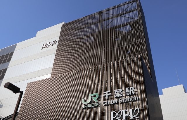 千葉で木工事、造作大工工事、家具工事、木製建具工事なら成澤木工へお任せください!